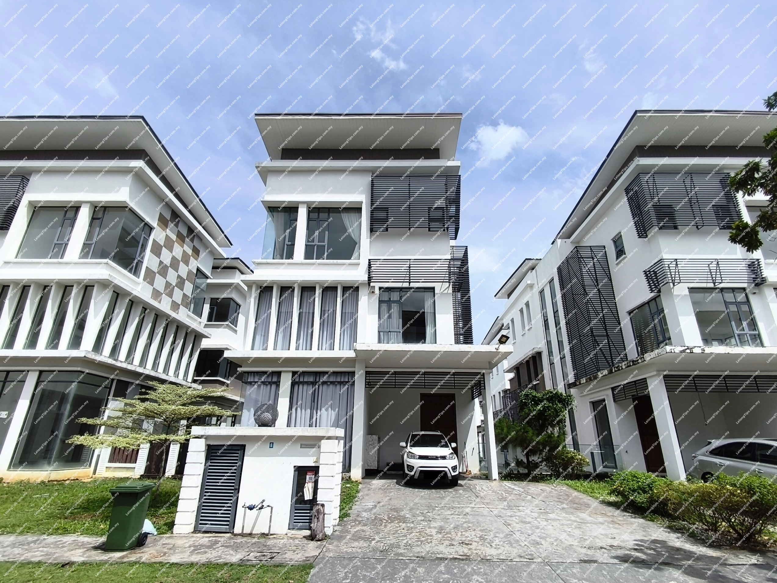 3 Storey Detached House