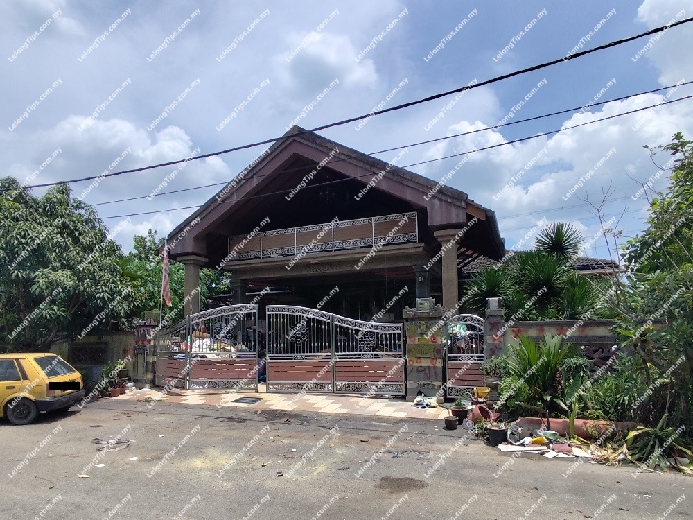 1 Storey Semi Detached House