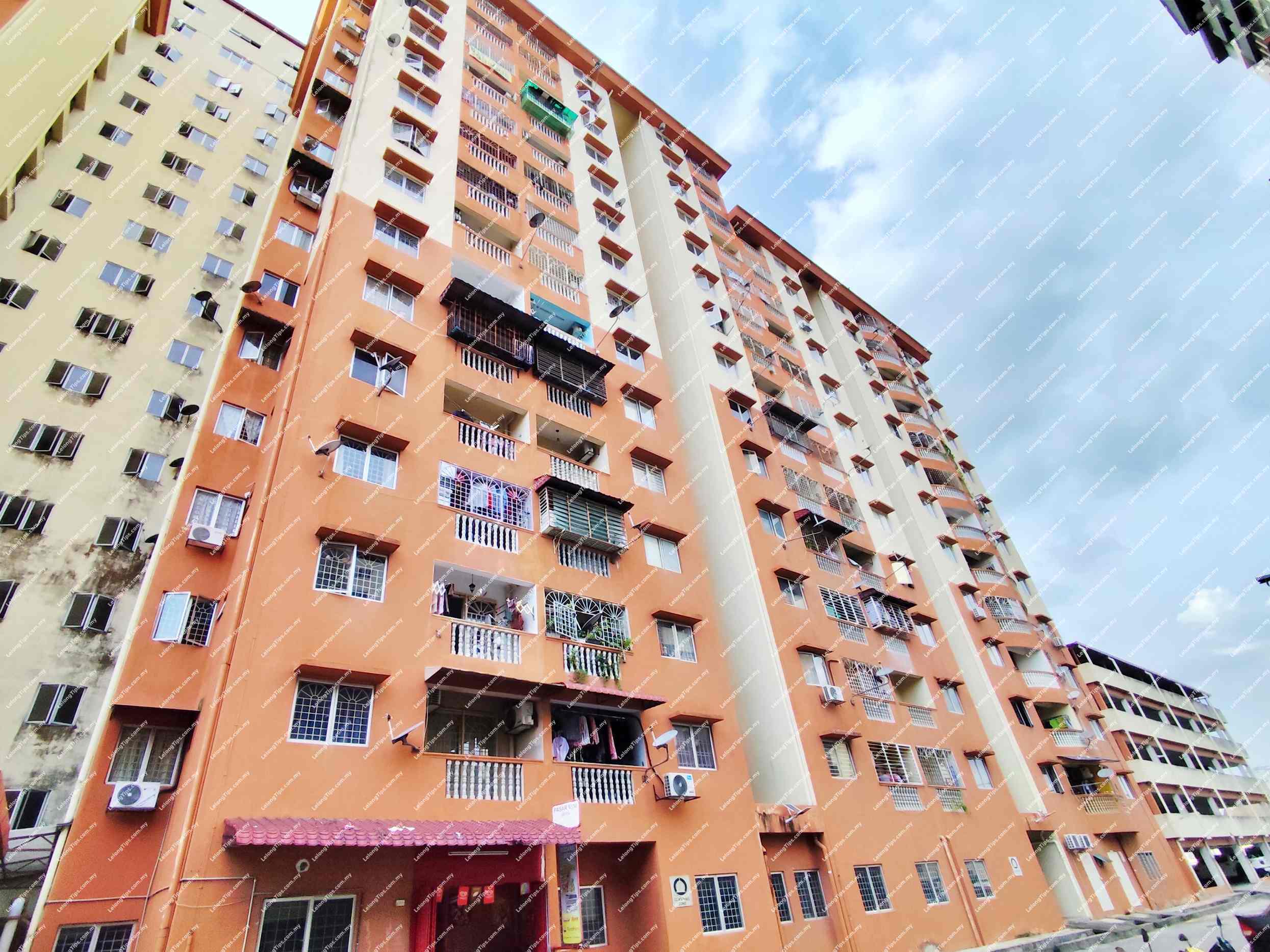 Sri Ria Apartment