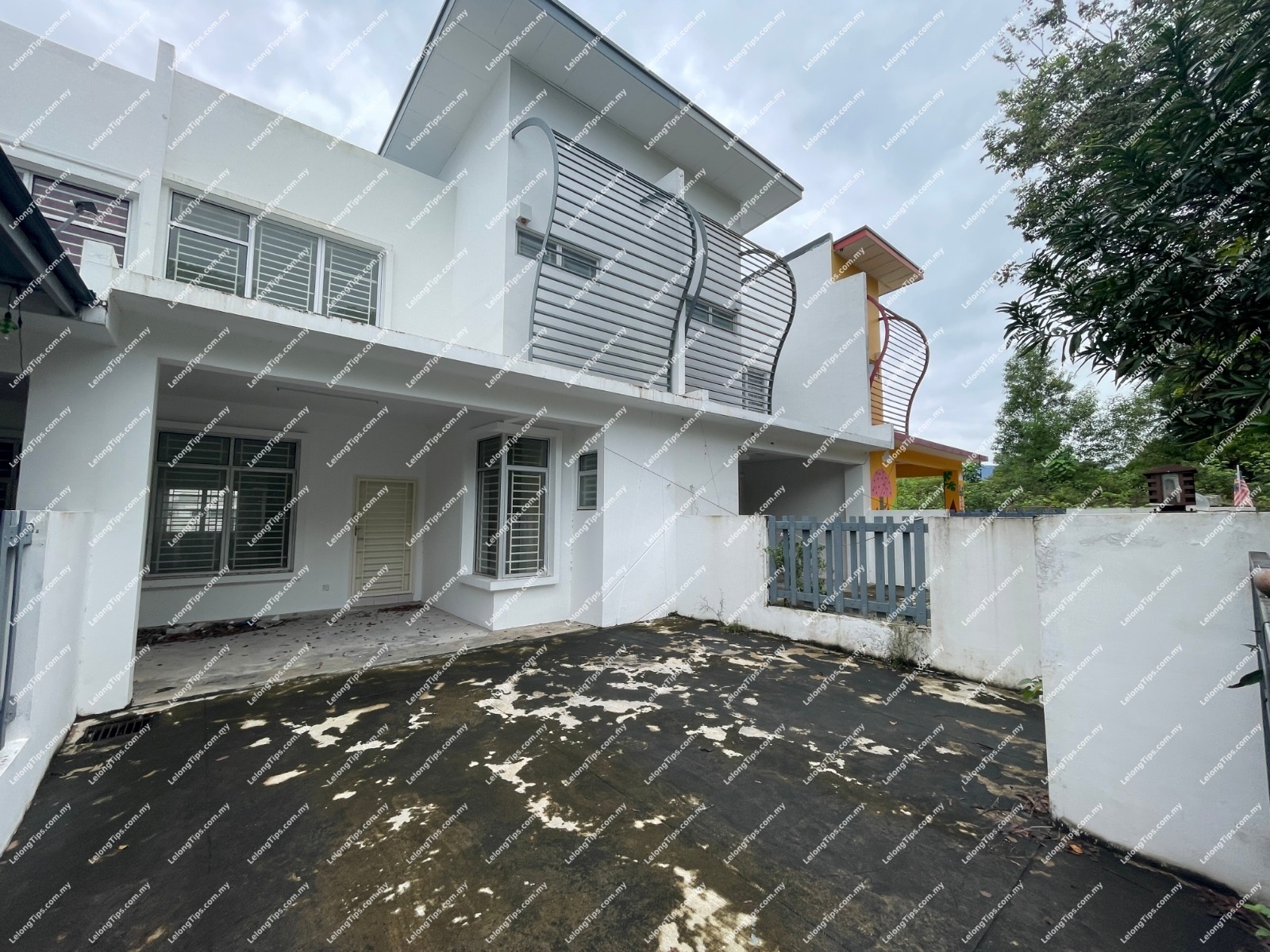 2 Storey Terrace House