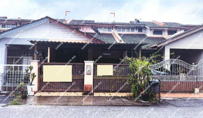 1.5 Storey Terrace House