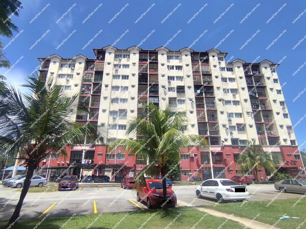 [Located opposite SK Bandar Teknologi Kajang] Apartment [3 min to Mydin Wholesale Hypermarket Semenyih]