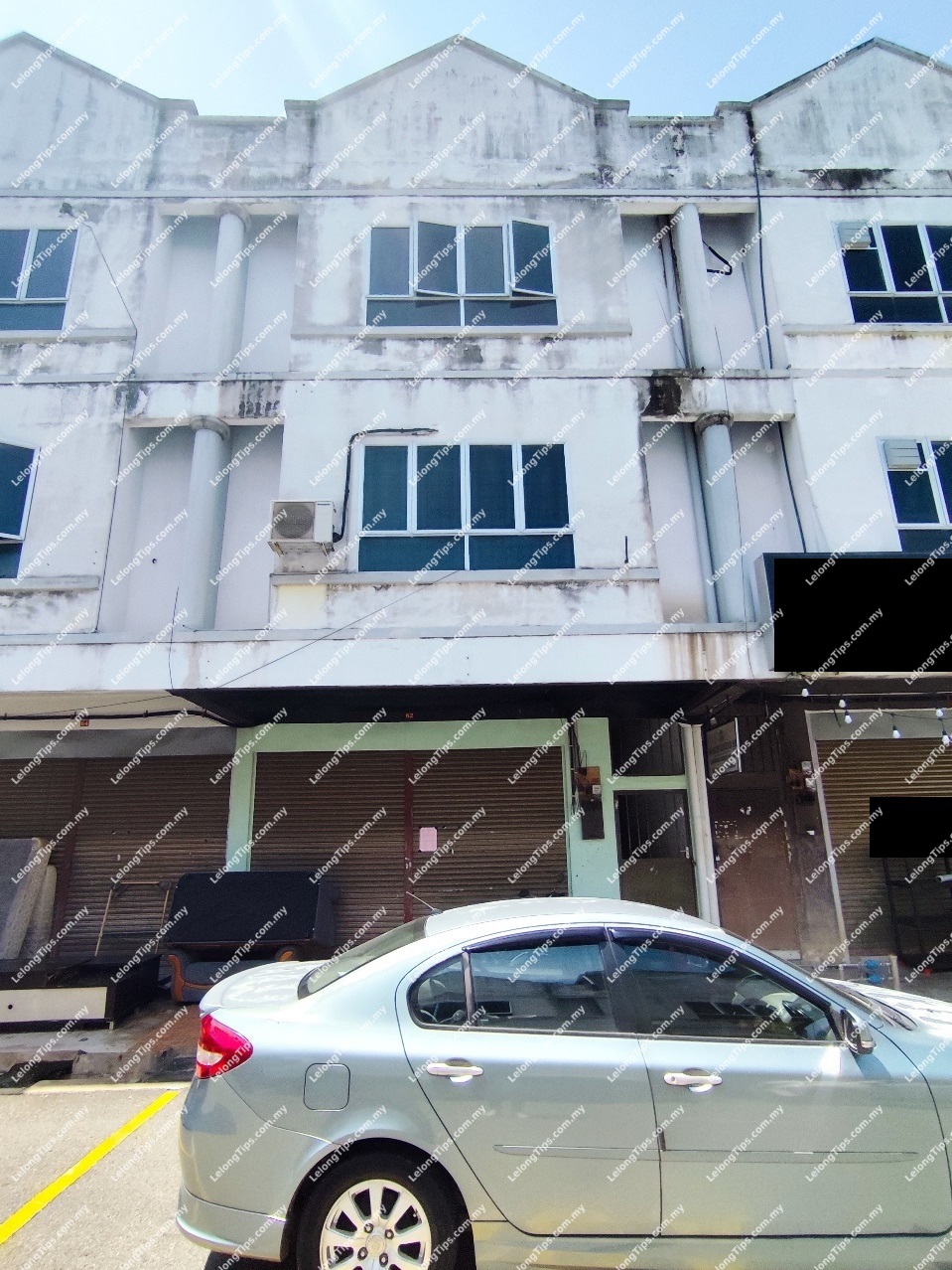 3 Storey Shop Office