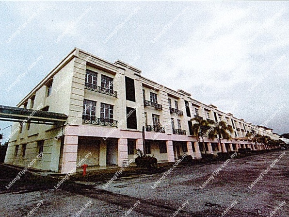 Studio Service Apartment