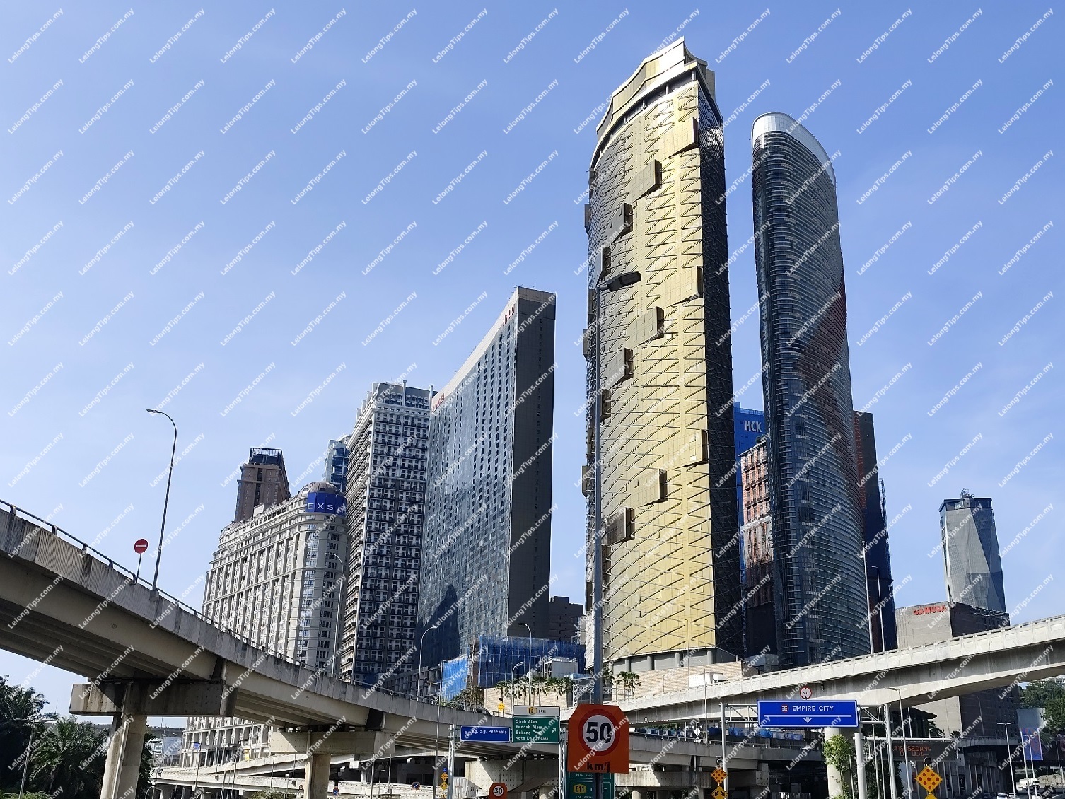 [Surrounded by main highway _ LDP & Federal Highway] Studio Office Suite [8 min to Damansara Perdana MRT Station & IKEA Damansara]