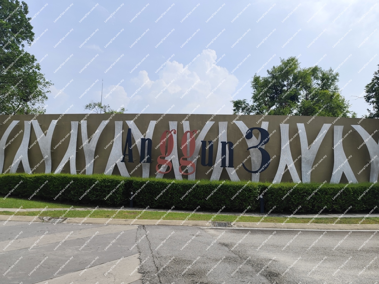 3 Storey Superlink Terrace House