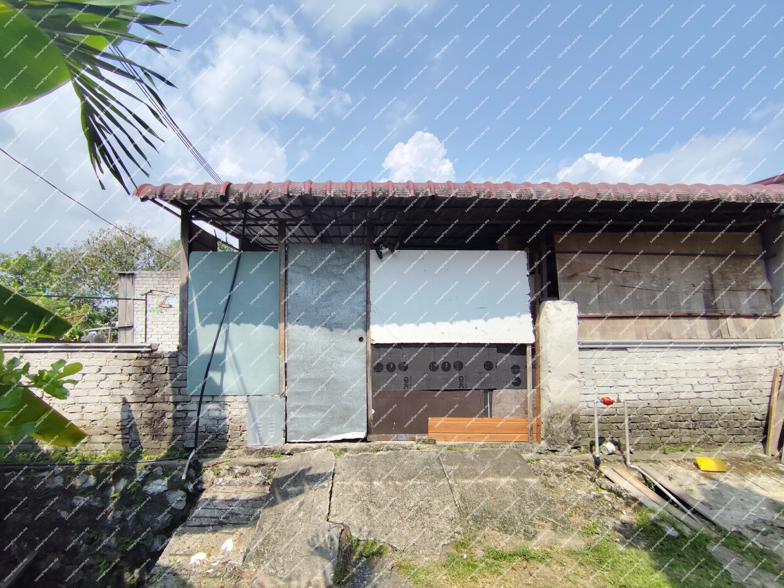 1 Storey Terrace House