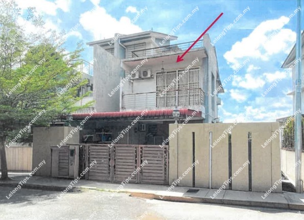 3 Storey Semi Detached House