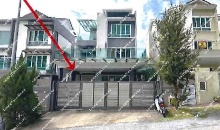 3 Storey Semi Detached House