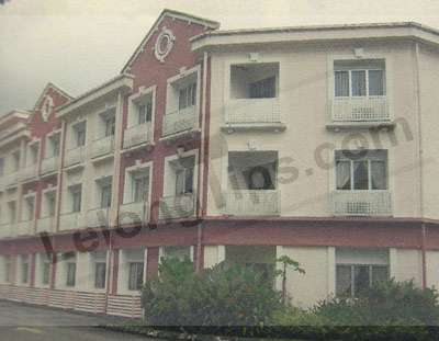 Studio Service Apartment