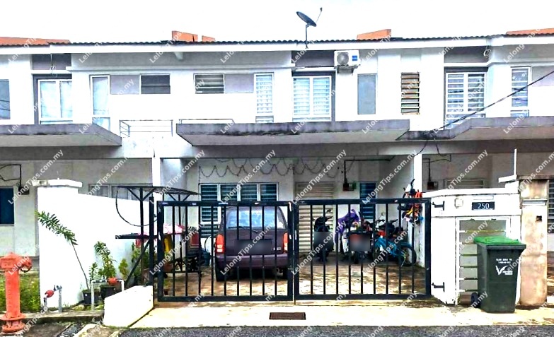 2 Storey Terrace House
