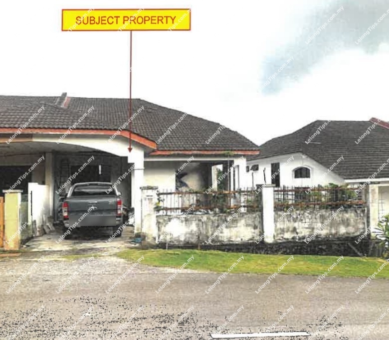 1.5 Storey Semi Detached House