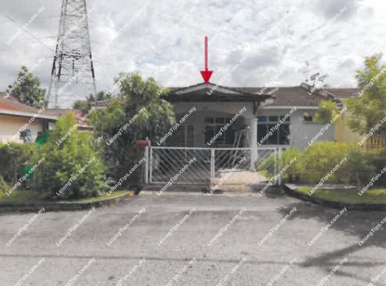 1 Storey Semi Detached House