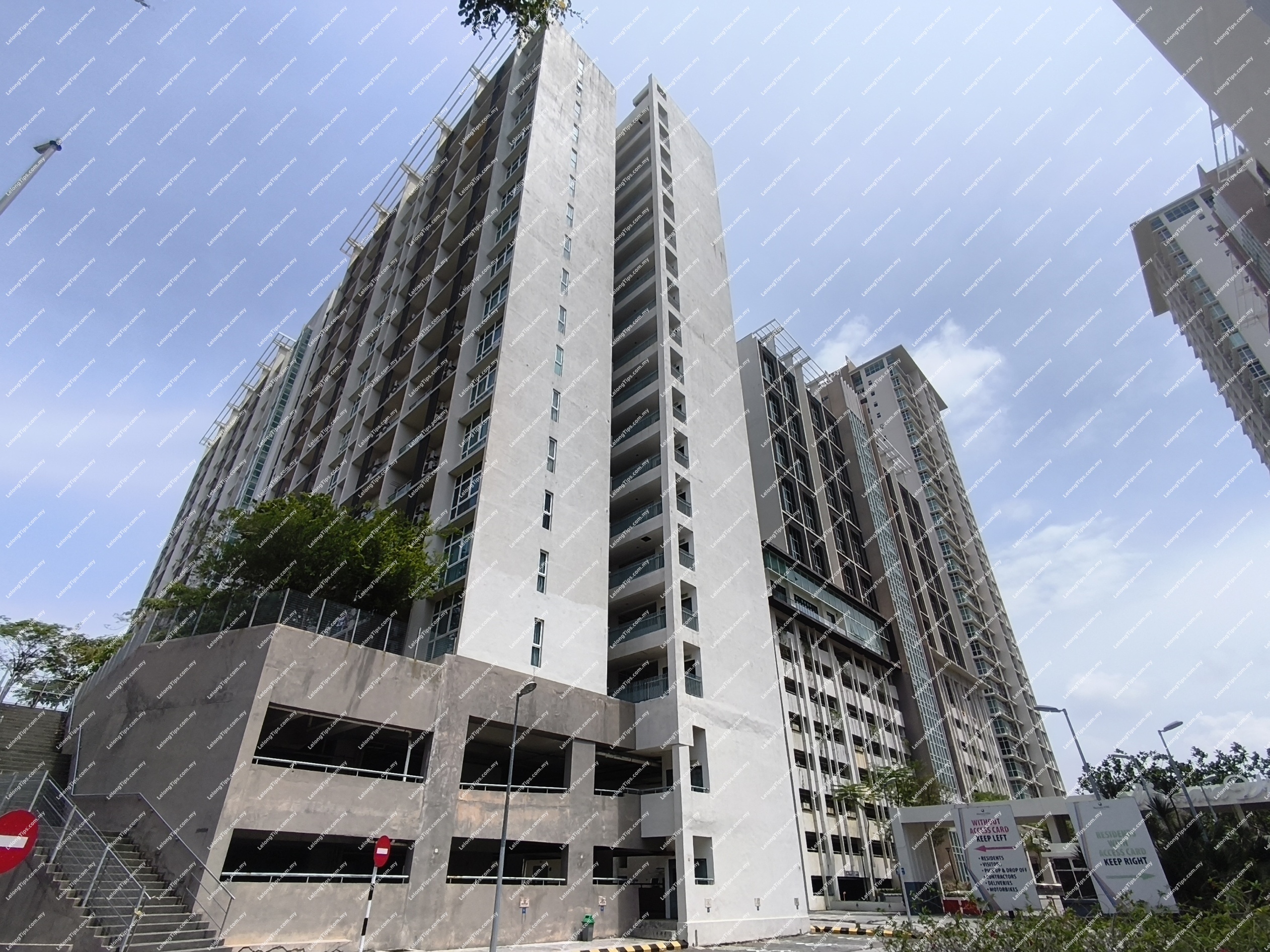 [5 min to DPULZE Shopping Centre & Gem In Mall Service Apartment [Near Multimedia University (MMU) & University of Cyberjaya (UoC)]