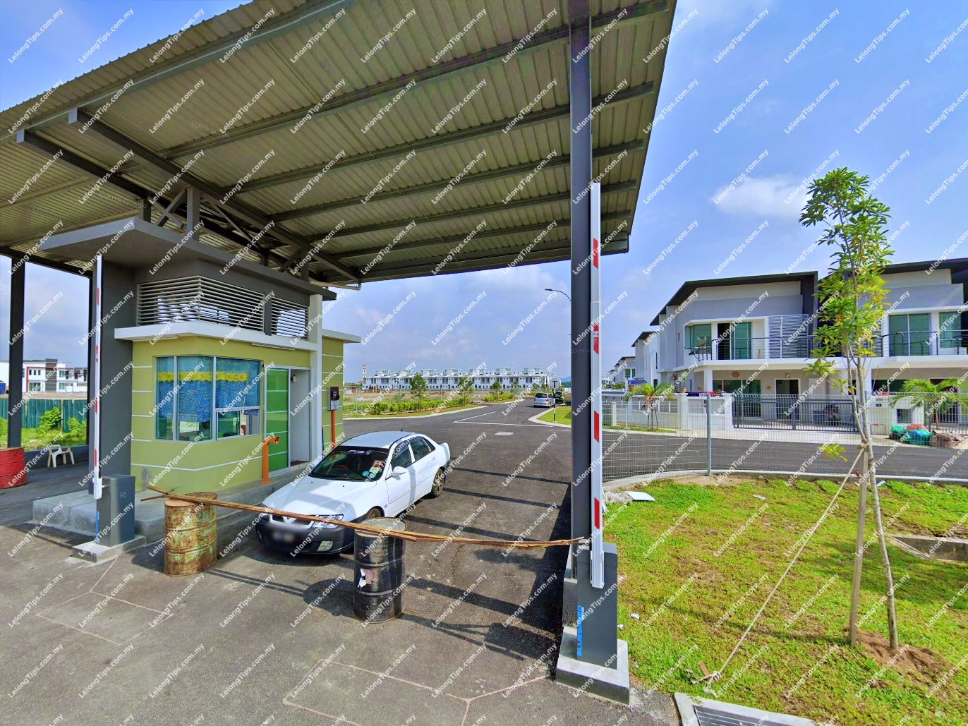 2 Storey Terrace House