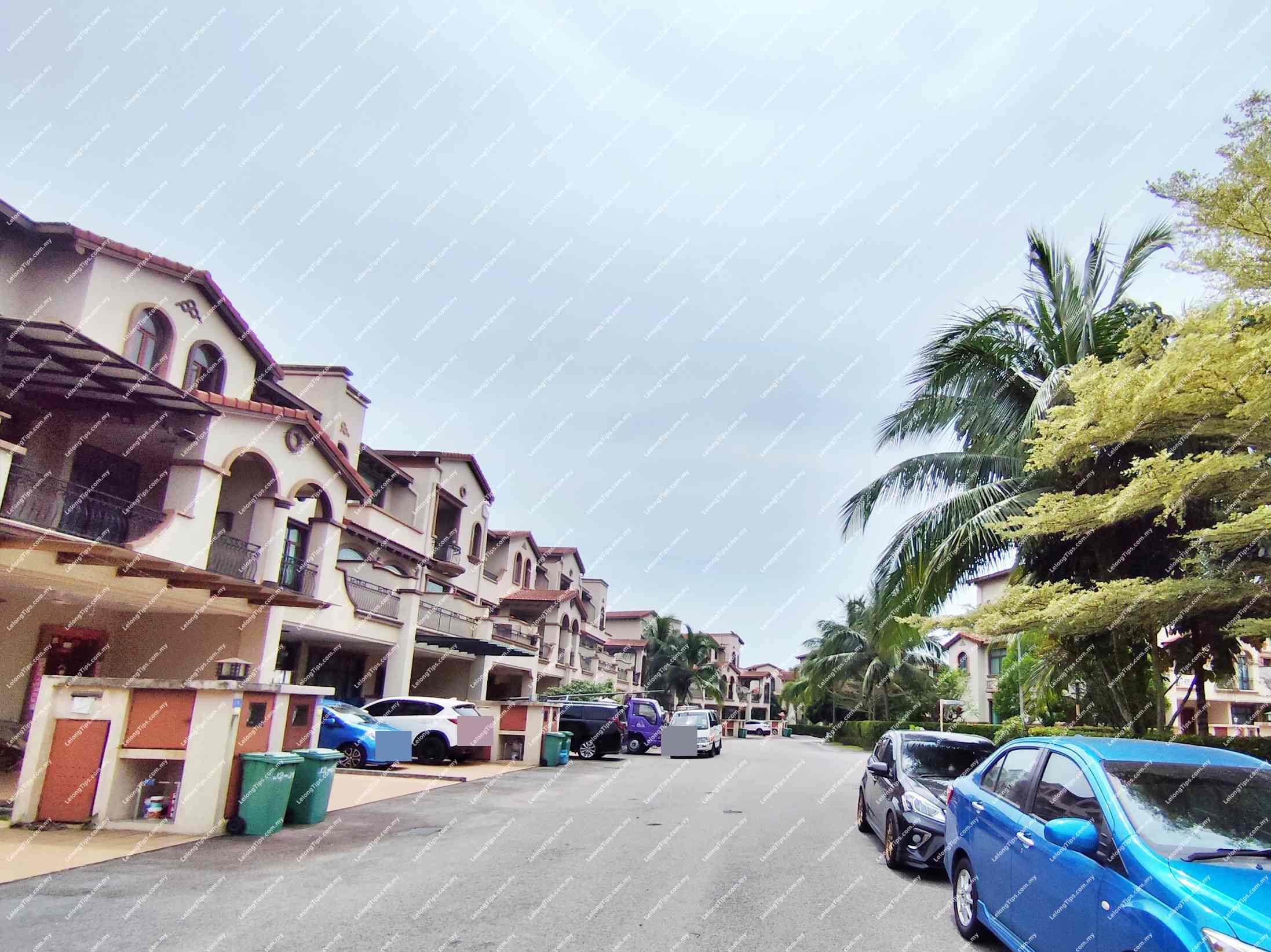 3 Storey Terrace House