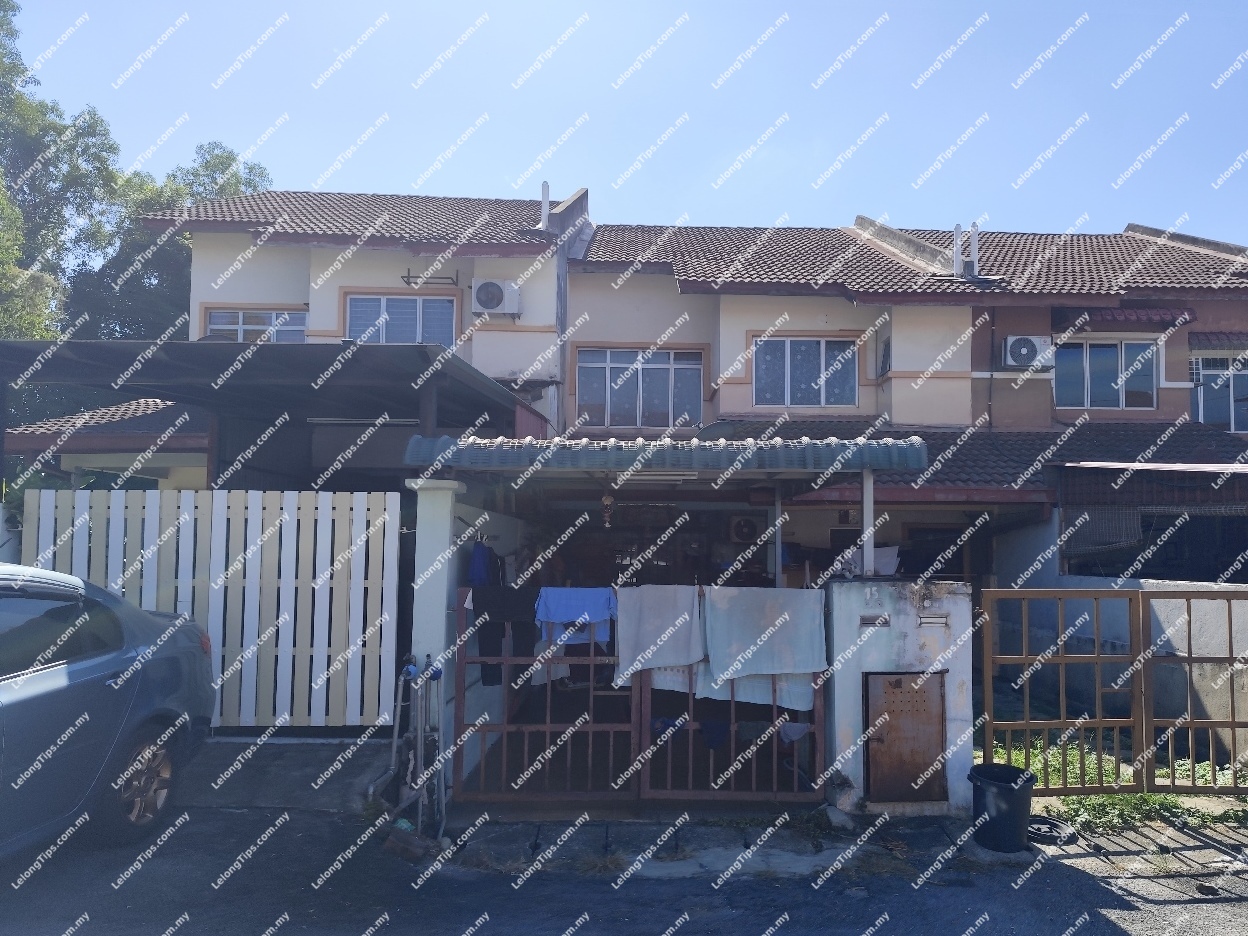 Townhouse (Lower Level)