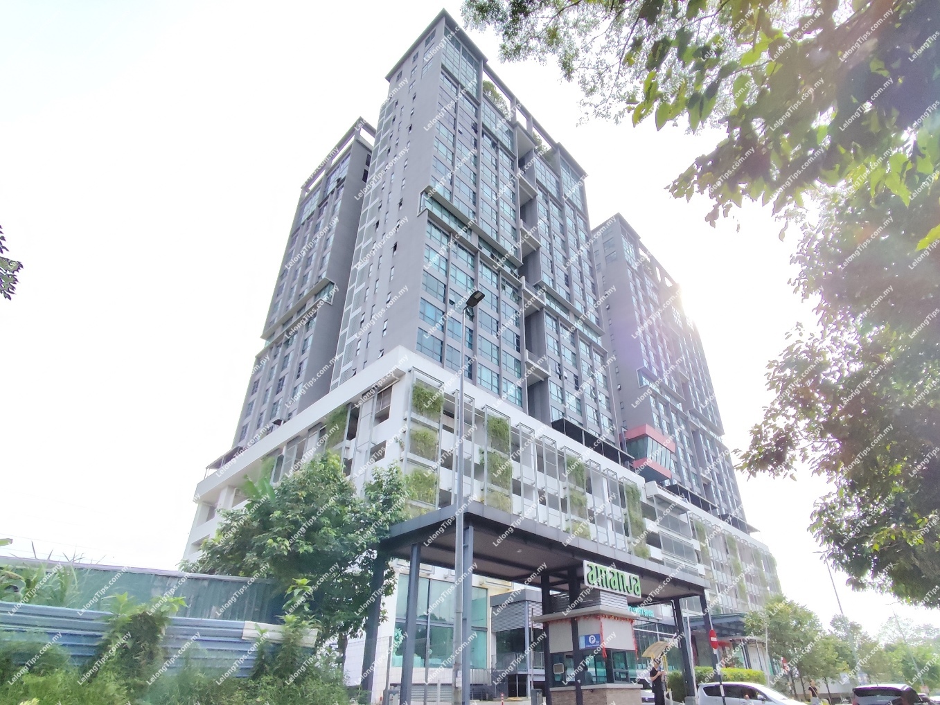 Service Apartment