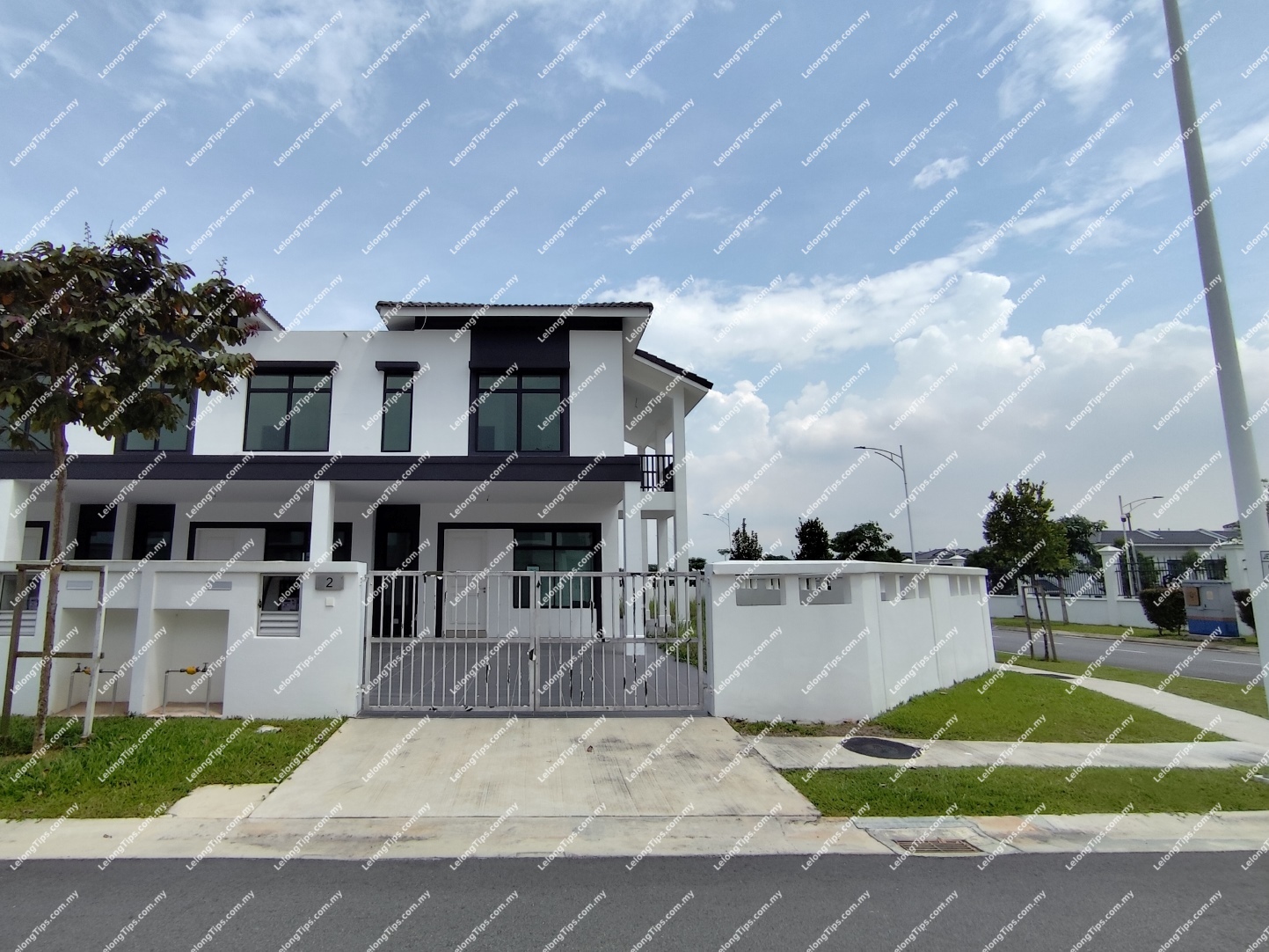 2 Storey Terrace House