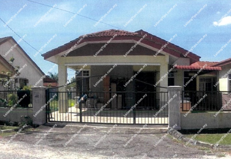 1 Storey Semi Detached House