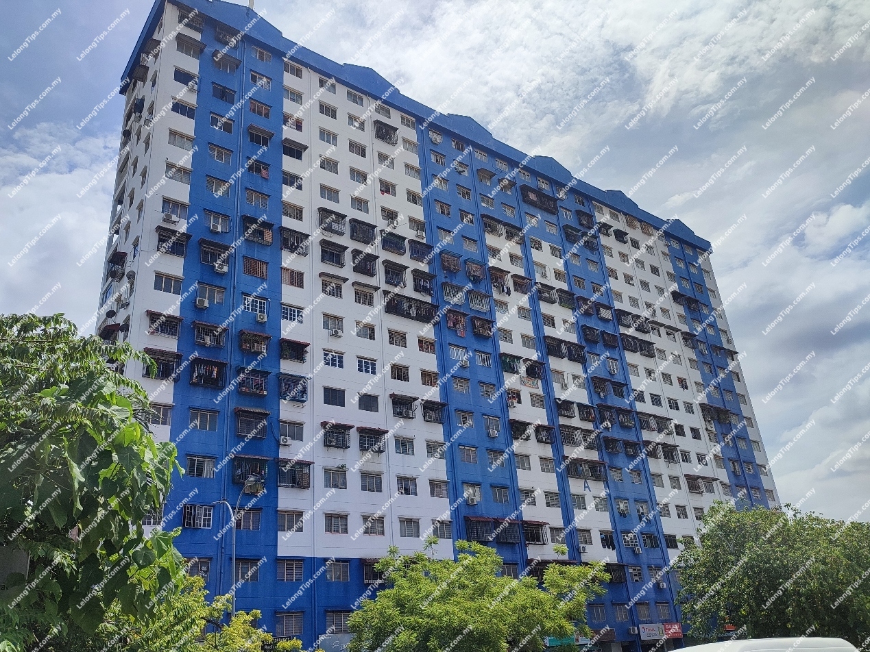 Apartment [8 min to Asia Jaya LRT Station; 9 min to Jaya Shopping Centre]