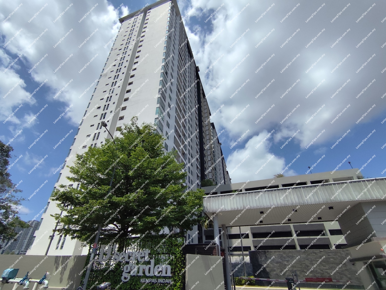 Service Apartment