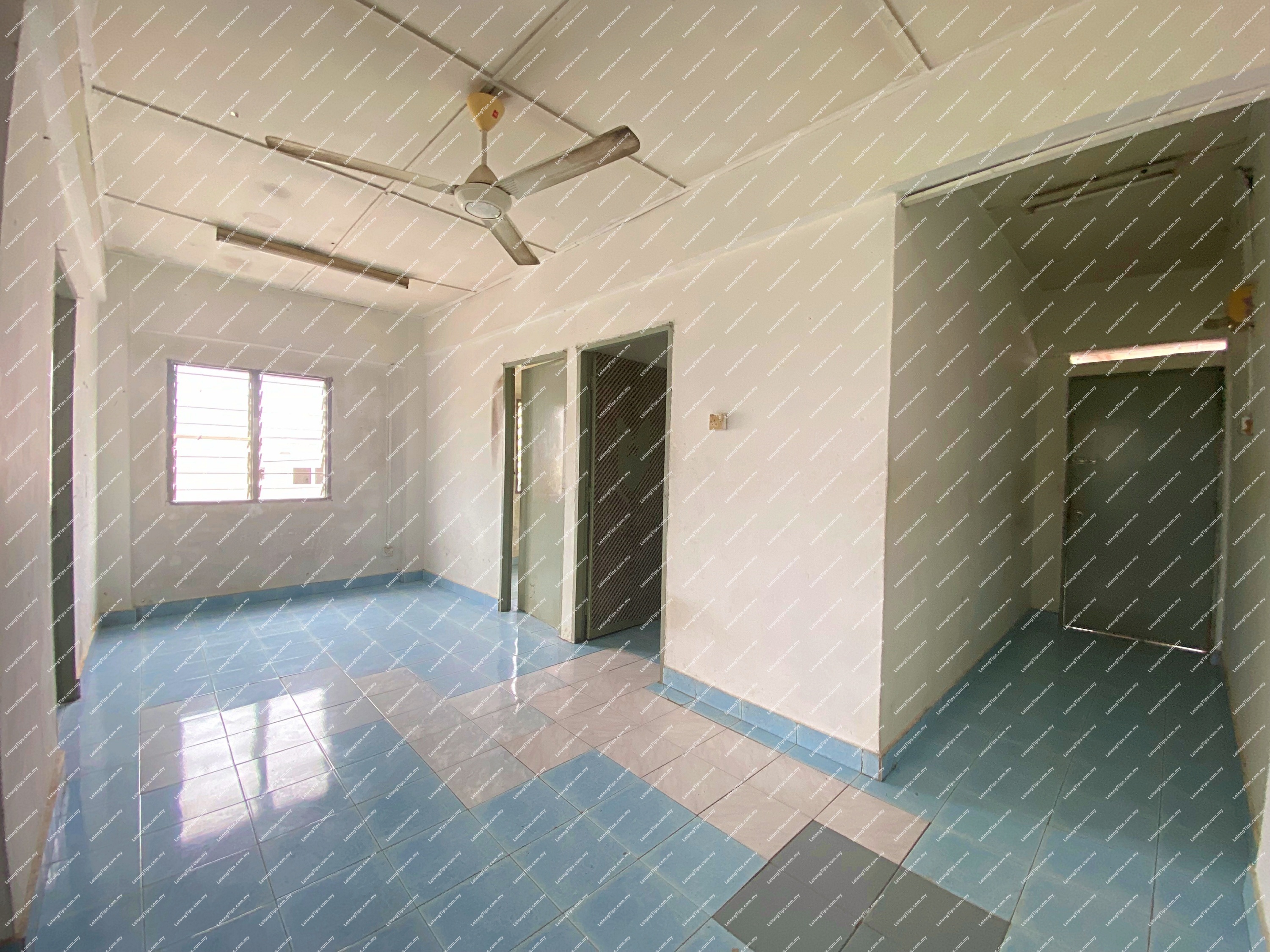 Apartment [5 min to Mydin Rawang & Rawang KTM Station]