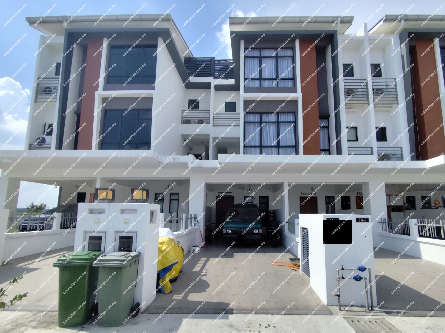 1.5 Storey Town House