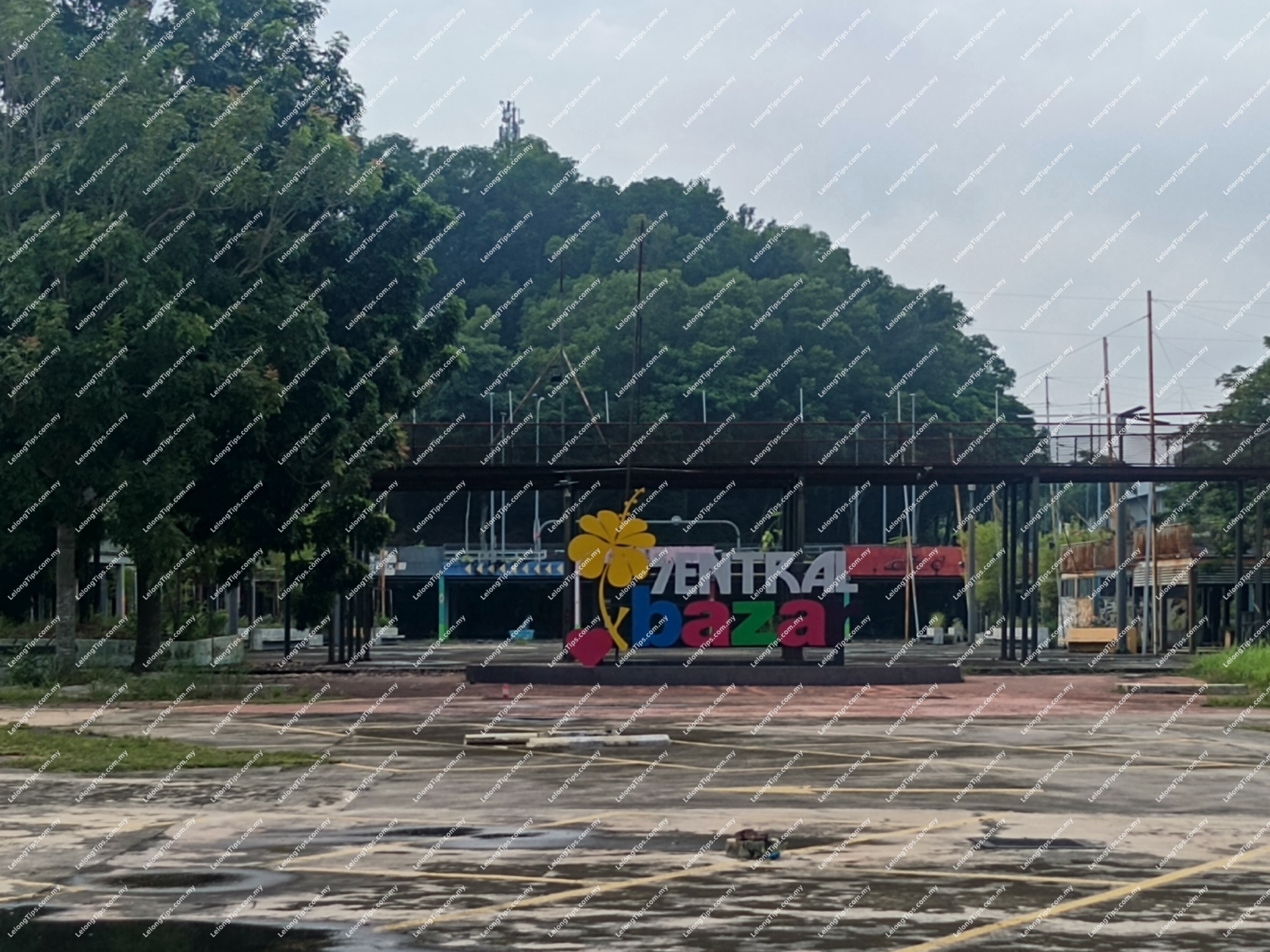 Retail Shop Lot