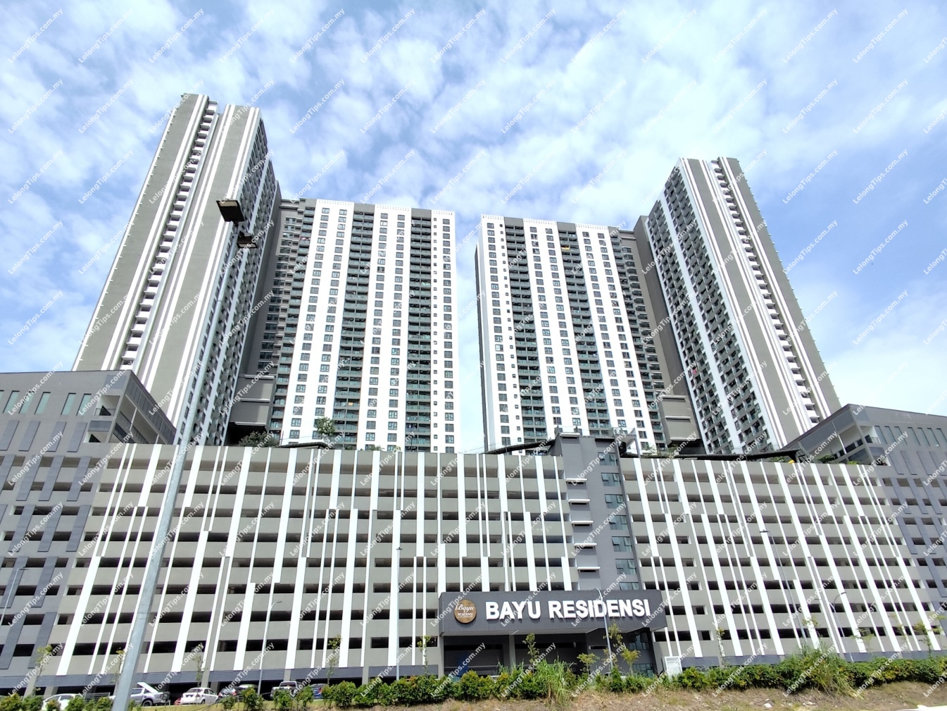 Service Apartment