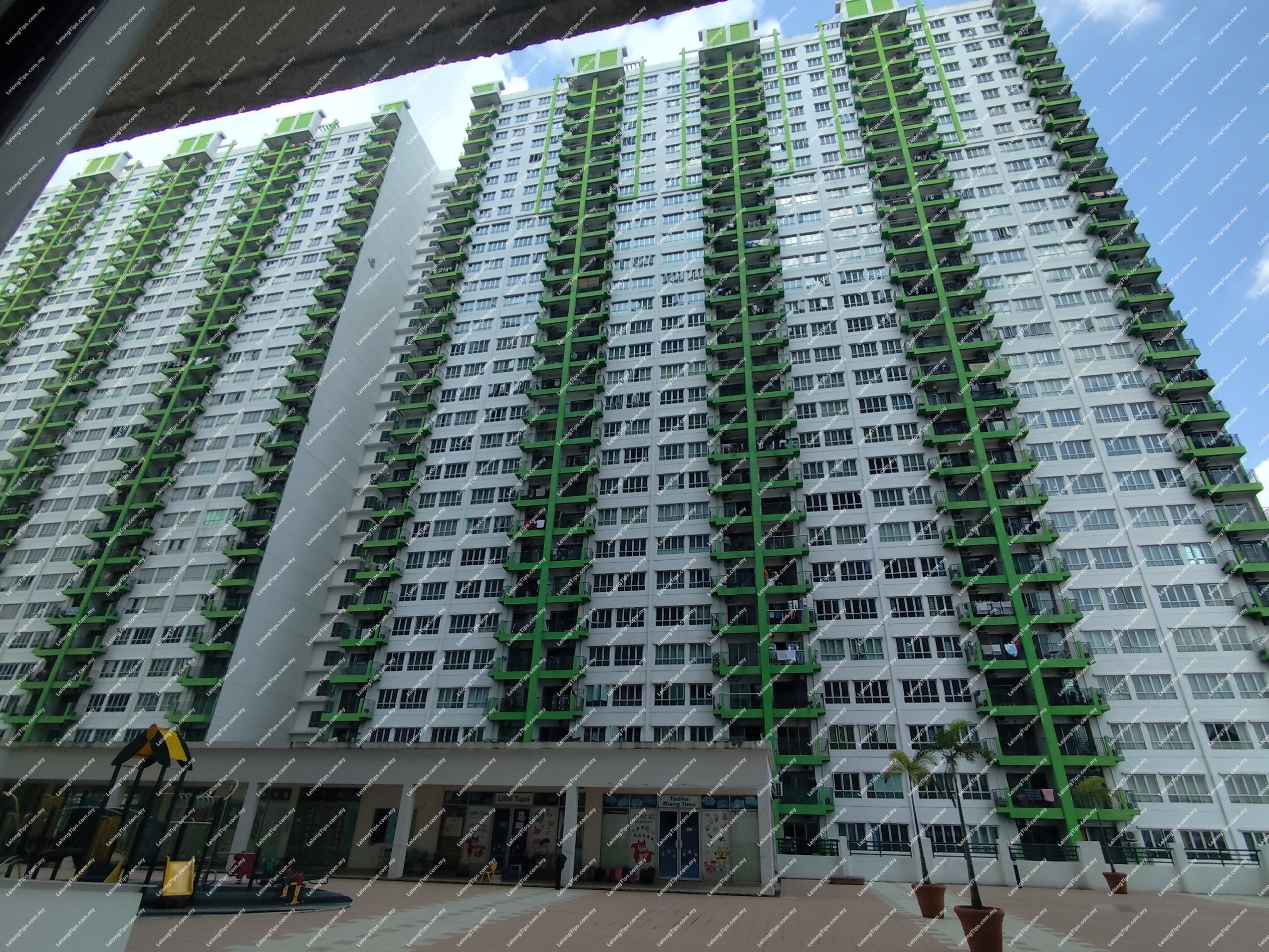 Service Apartment