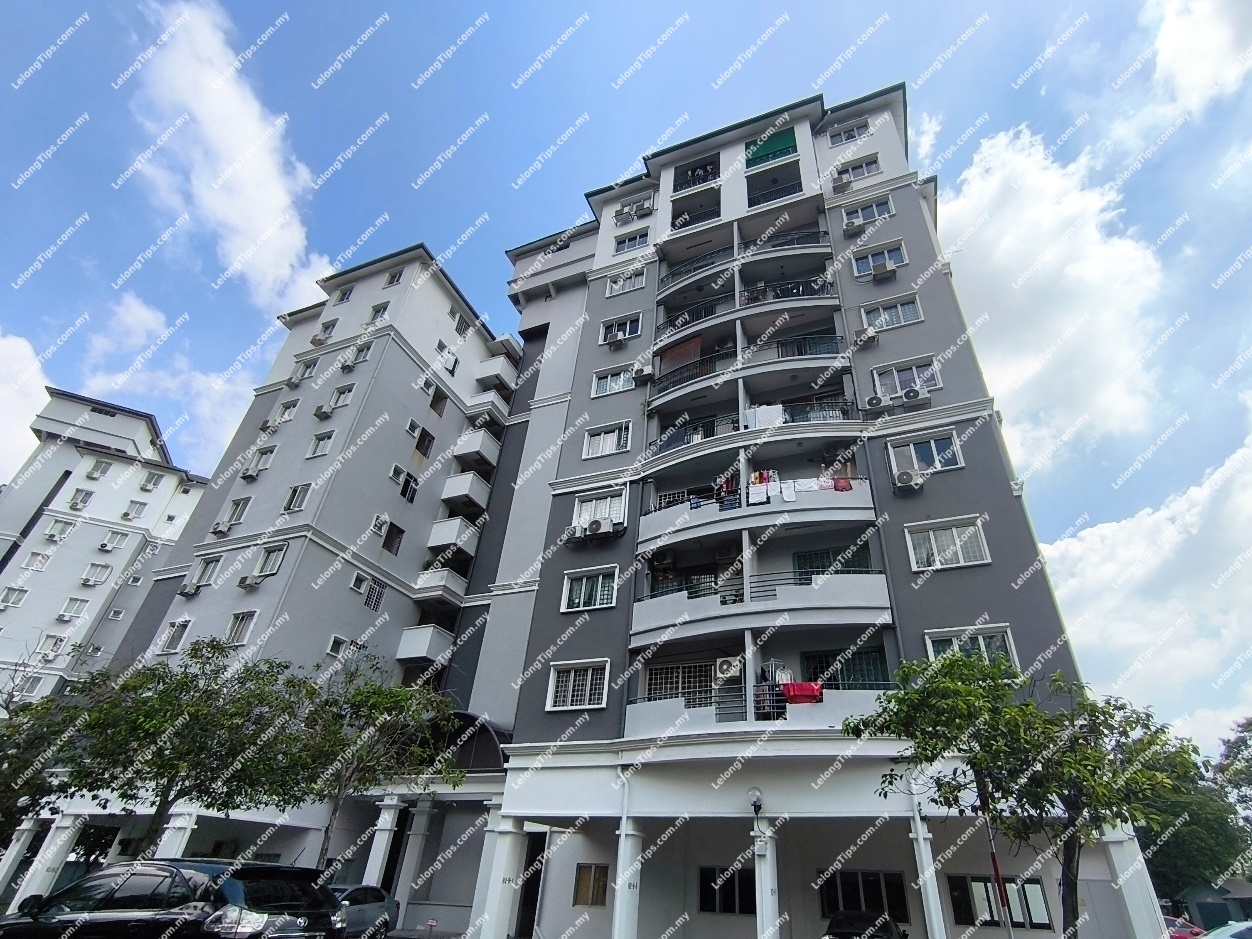 Condominium 