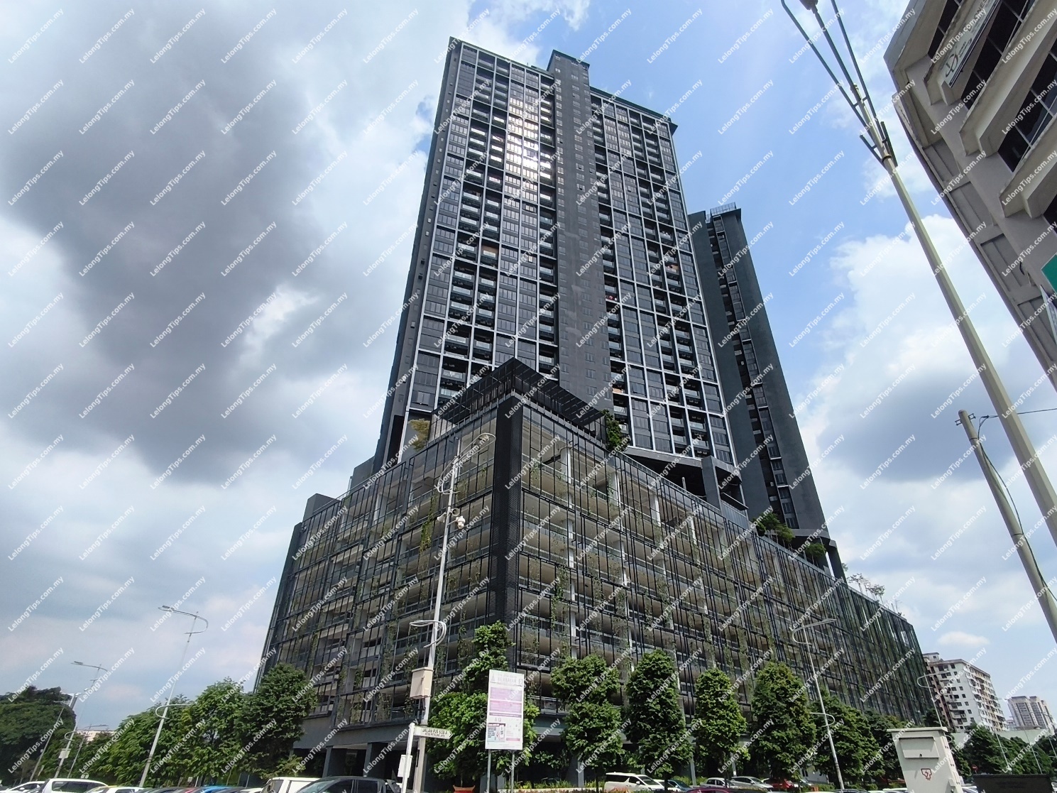 Service Apartment