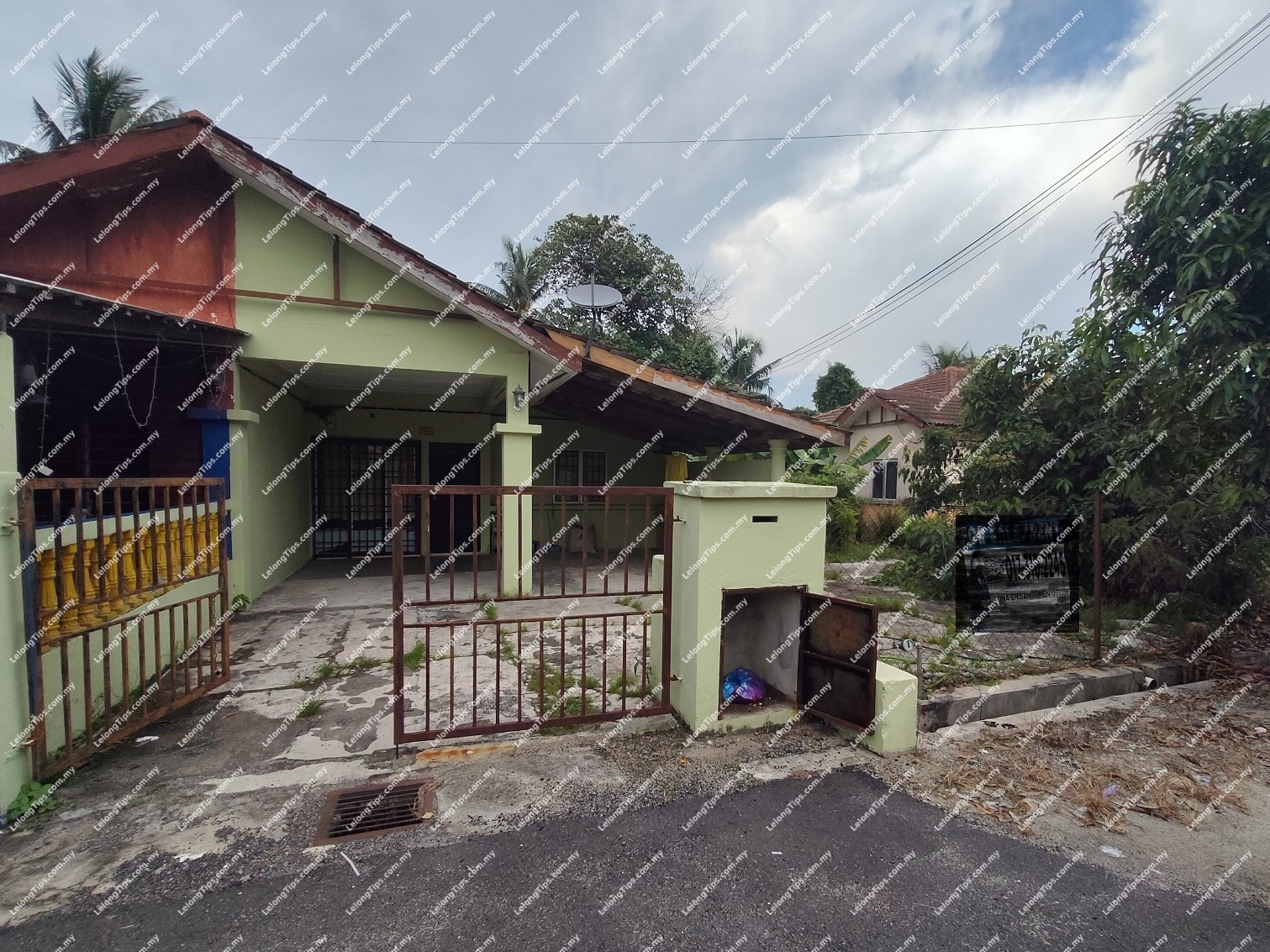 1 Storey Semi Detached House