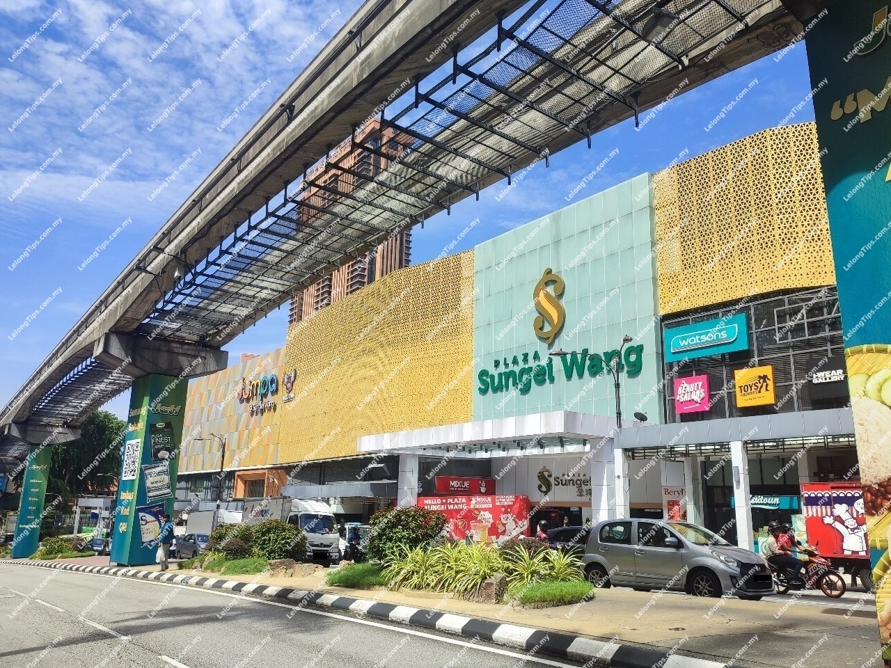 Retail Lot