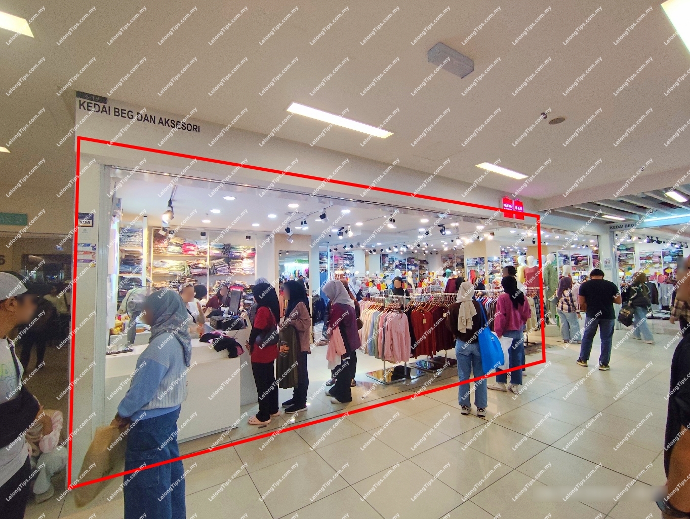 Retail Unit - Next to Lift, Escalator, Stair & Toilet