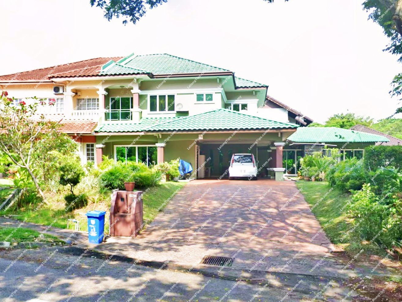 2 Storey Semi Detached House