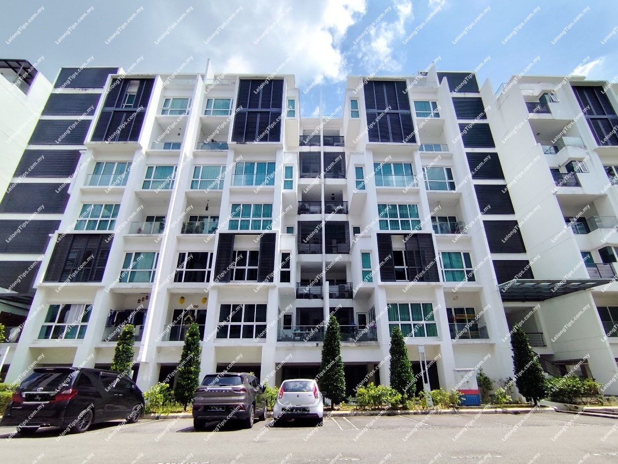 [80% Occupancy Rate] Duplex Condominium [4 min to Puchong Prima LRT Station ]