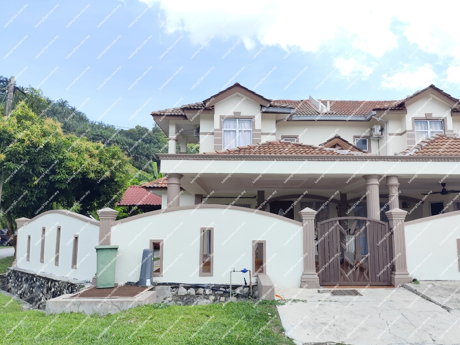 2 Storey Terrace House