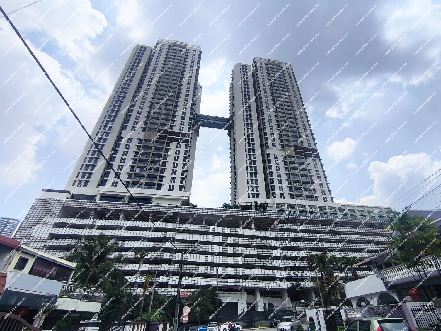 Service Apartment