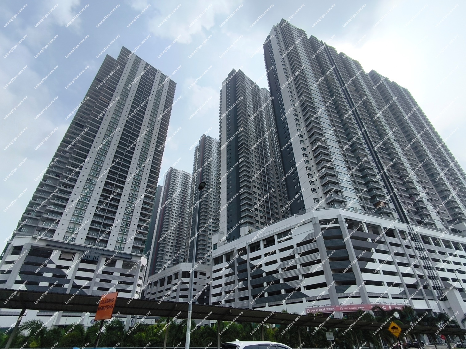 Service Apartment