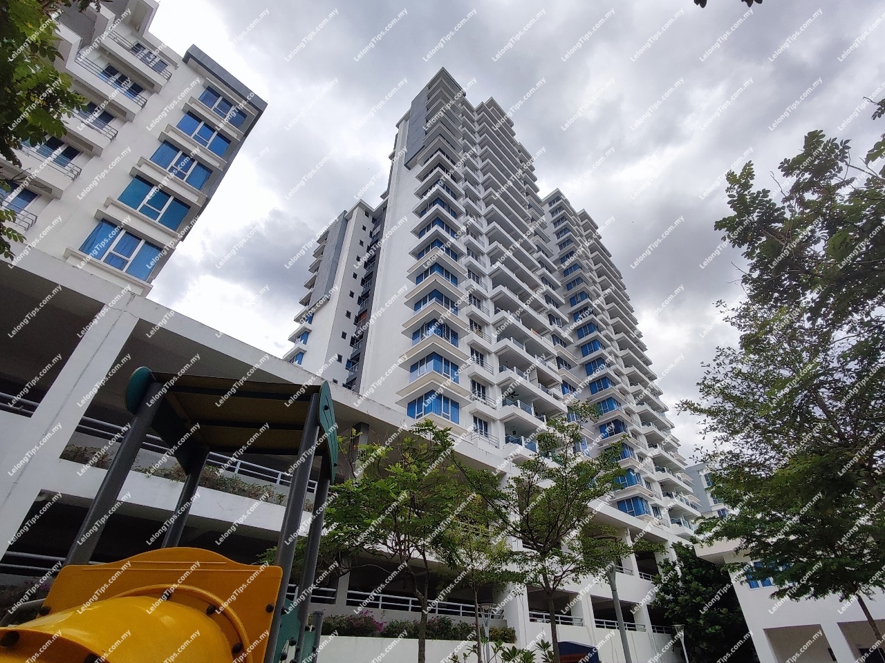 [7 min to Lotus's Bandar Puteri Bangi & Bangi KTM Station] Apartment [9 min to Pasaraya CS Bangi Avenue & Bangi Wonderland]