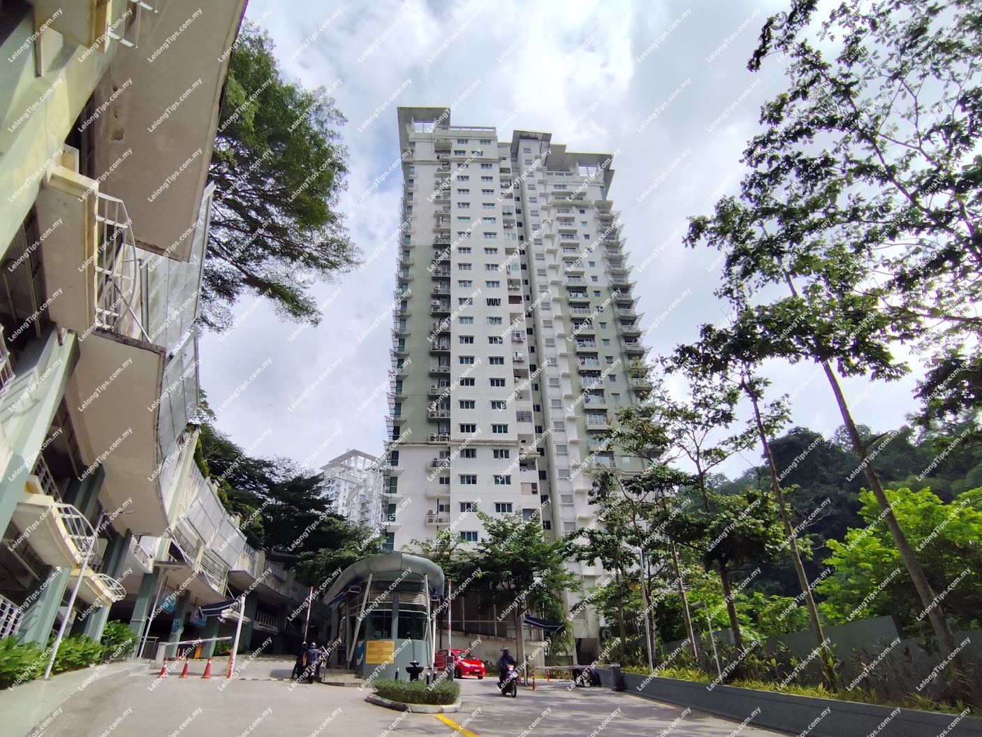 Service Apartment