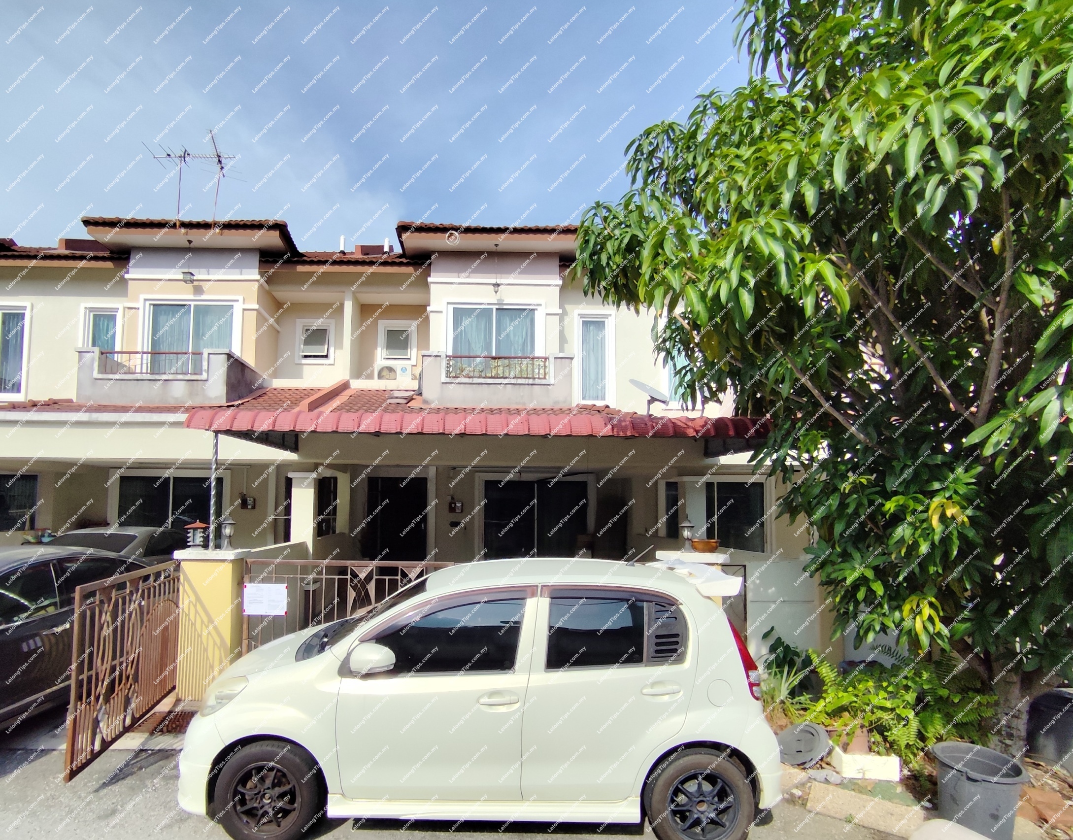 2 Storey Terrace House