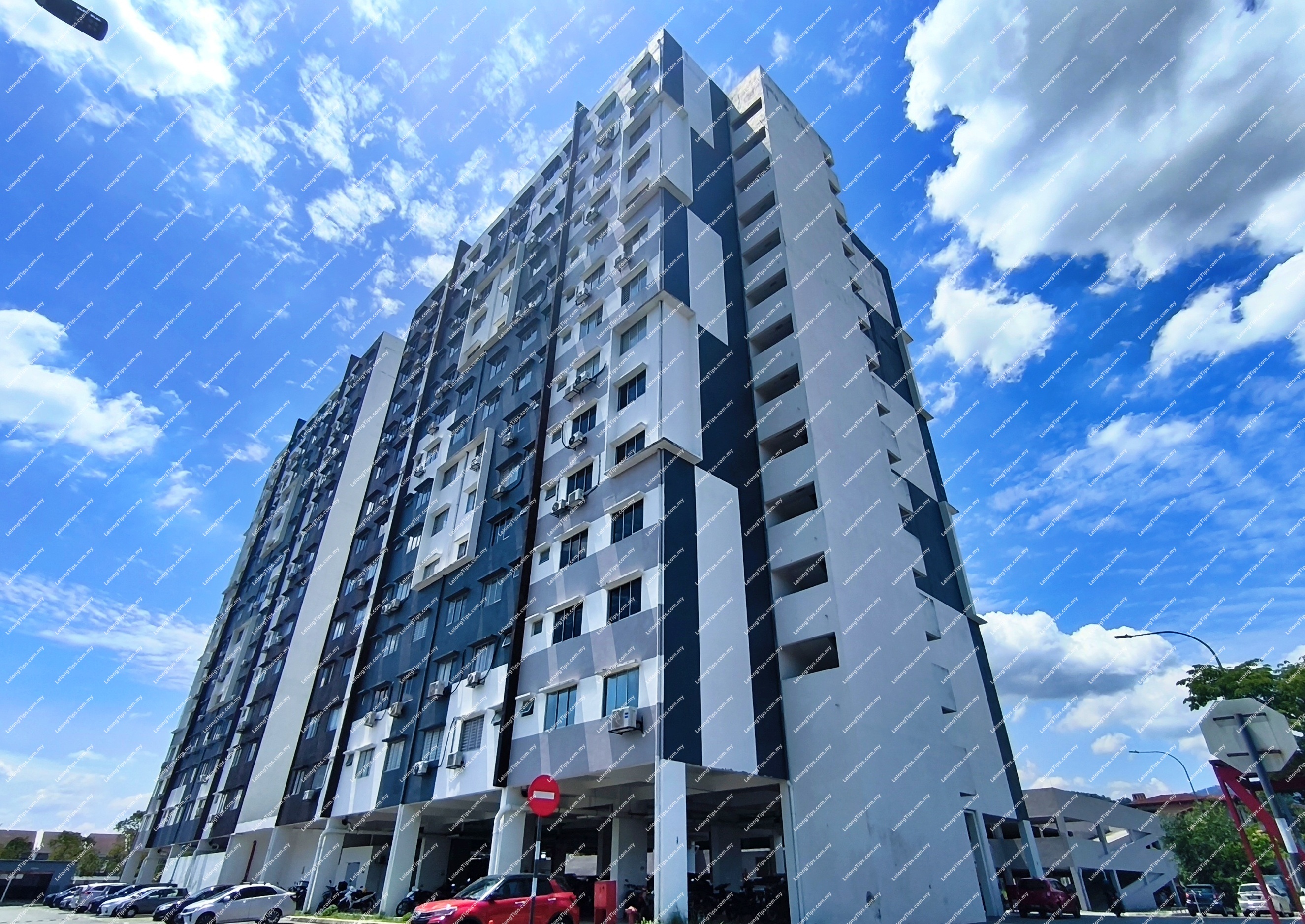 [8 min to University of Nottingham Malaysia] Apartment [Near to Sekolah Menengah Kebangsaan Engku Husain]