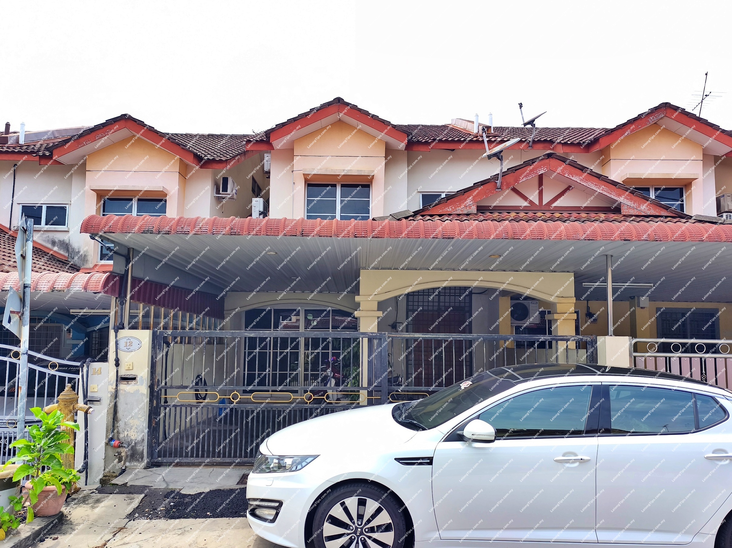 2 Storey Terrace House