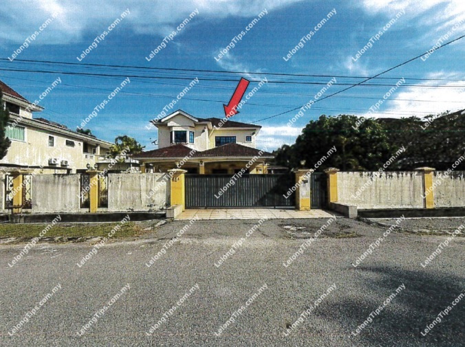 2 Storey Bungalow