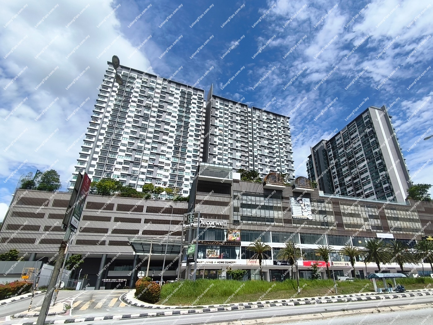 Service Apartment