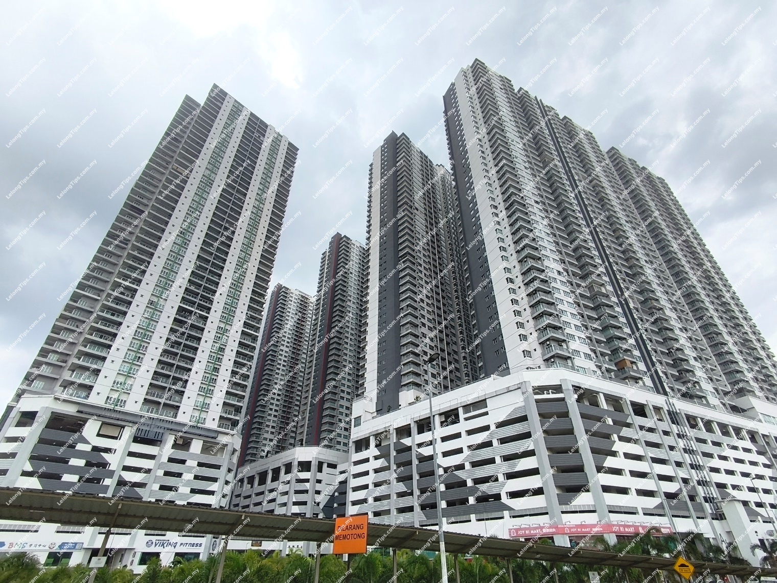 Service Apartment