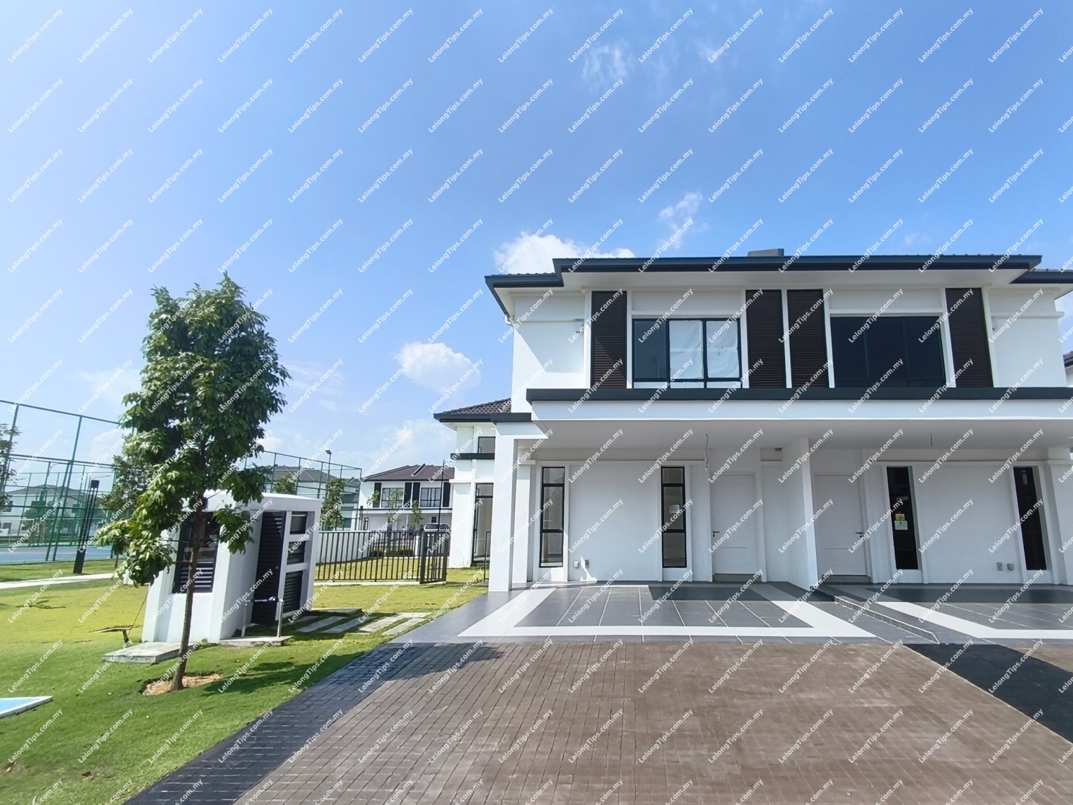 [3 min walking distance to Jaya Grocer Eco Grandeur] 2 Storey Terrace Garden House [8 min to HeroMarket Puncak Bestari]